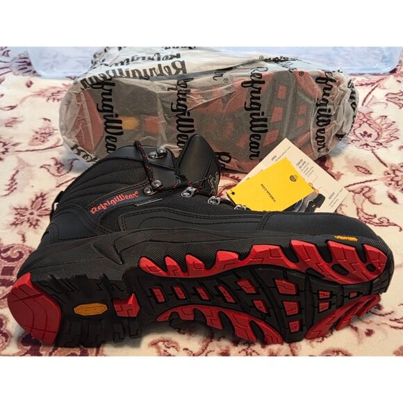 RefrigiWear Men’s Black Widow Lightweight Waterproof Leather Work Boot Size 10.5 main image 5